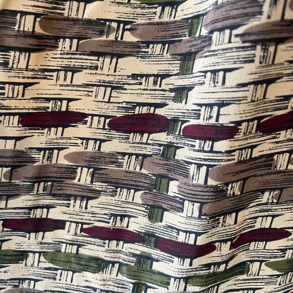 Vintage 80s Miss O Oscar De La Renta Silk Basket Weave Skirt with Velvet Yoke - Picture 11 of 11